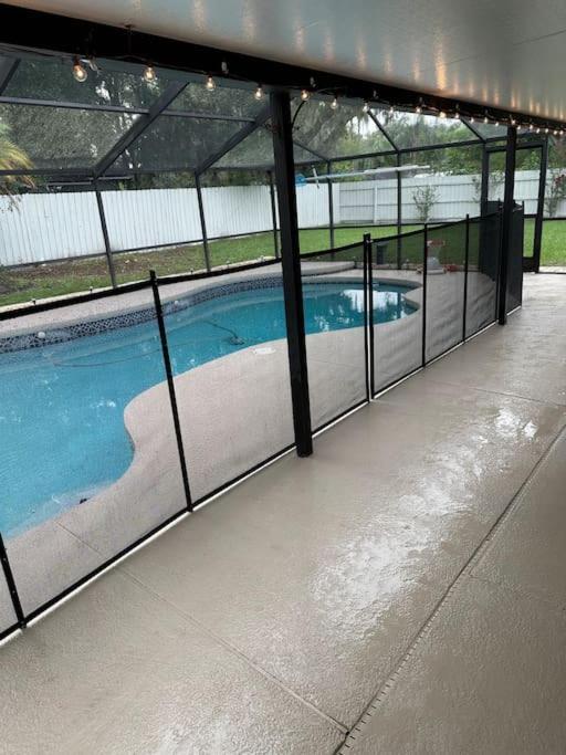 Lake Valrico'S Camelot Court With Heated Pool & Access To Private Lake Exterior foto